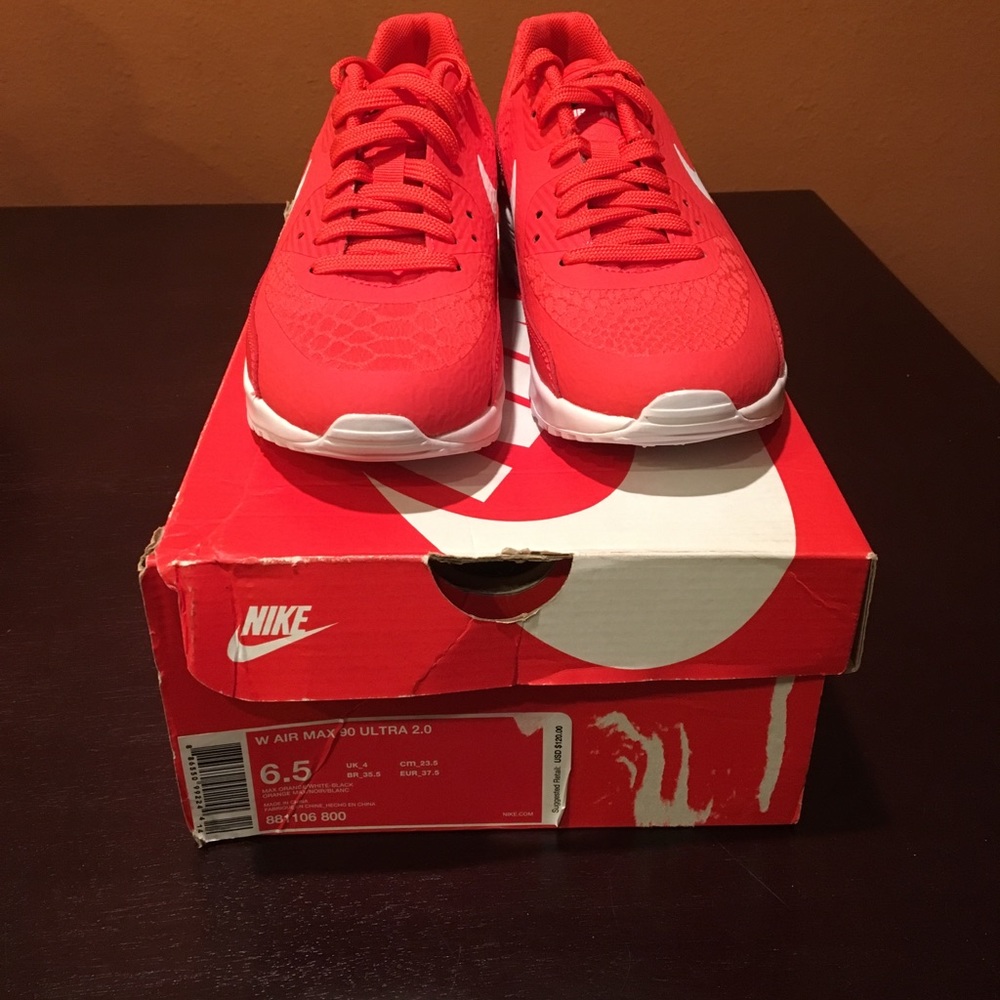 NIKE AIR MAX 90 ULTRA 2.0